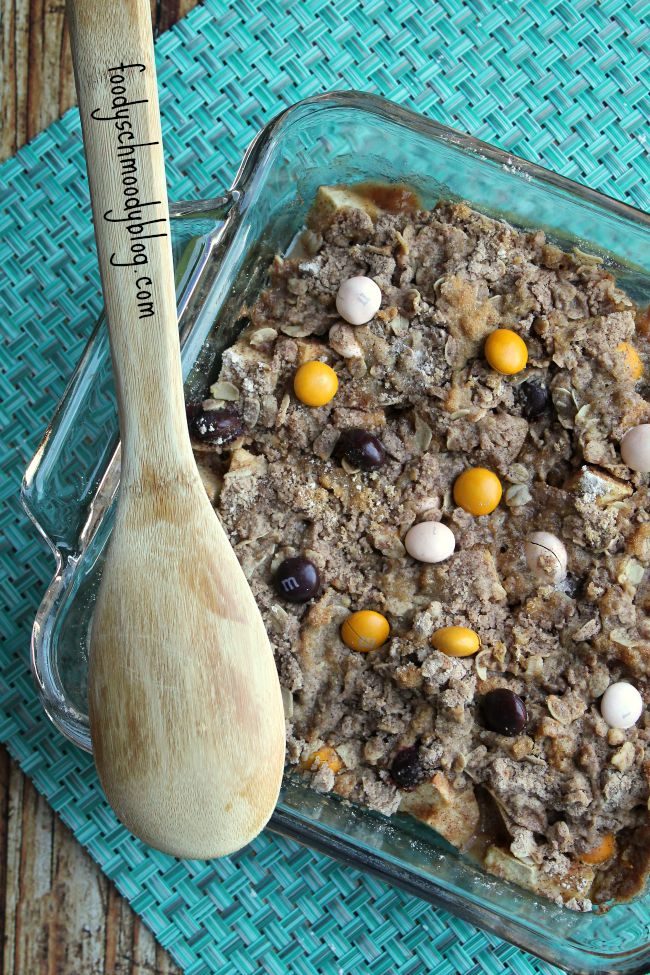 Easy Apple Crisp featuring M&amp;M's® Pecan Pie Foody