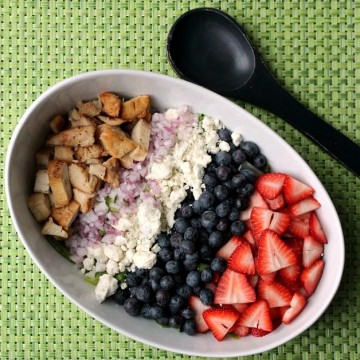 Spring Salad With Chicken and Berries