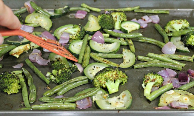 sheet pan shrimp veggies cooked