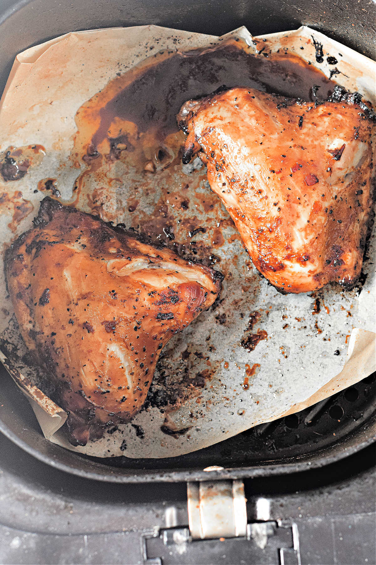 glazed chicken cooked in air fryer basket